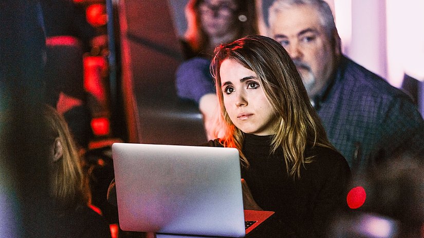 Portrait photo of Kristin Hoffmann (Körber Digital) at the Stage Gate Meeting.